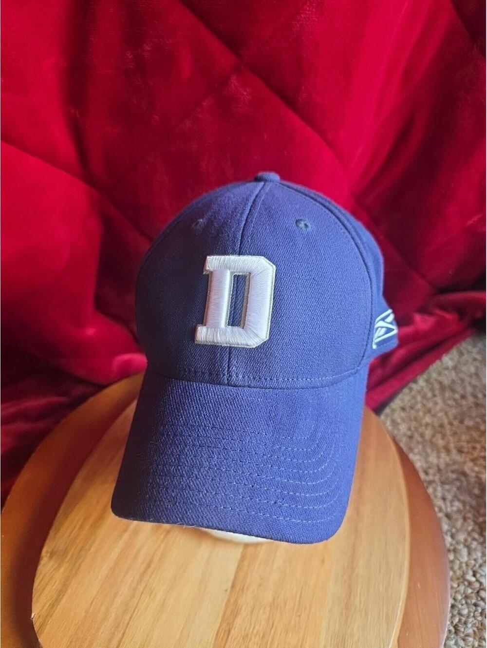 VINTAGE Dallas Cowboys Hat Cap Blue Reebok NFL Authentic Sideline Stretch Fit